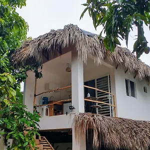 Quedate Aqui Las Galeras